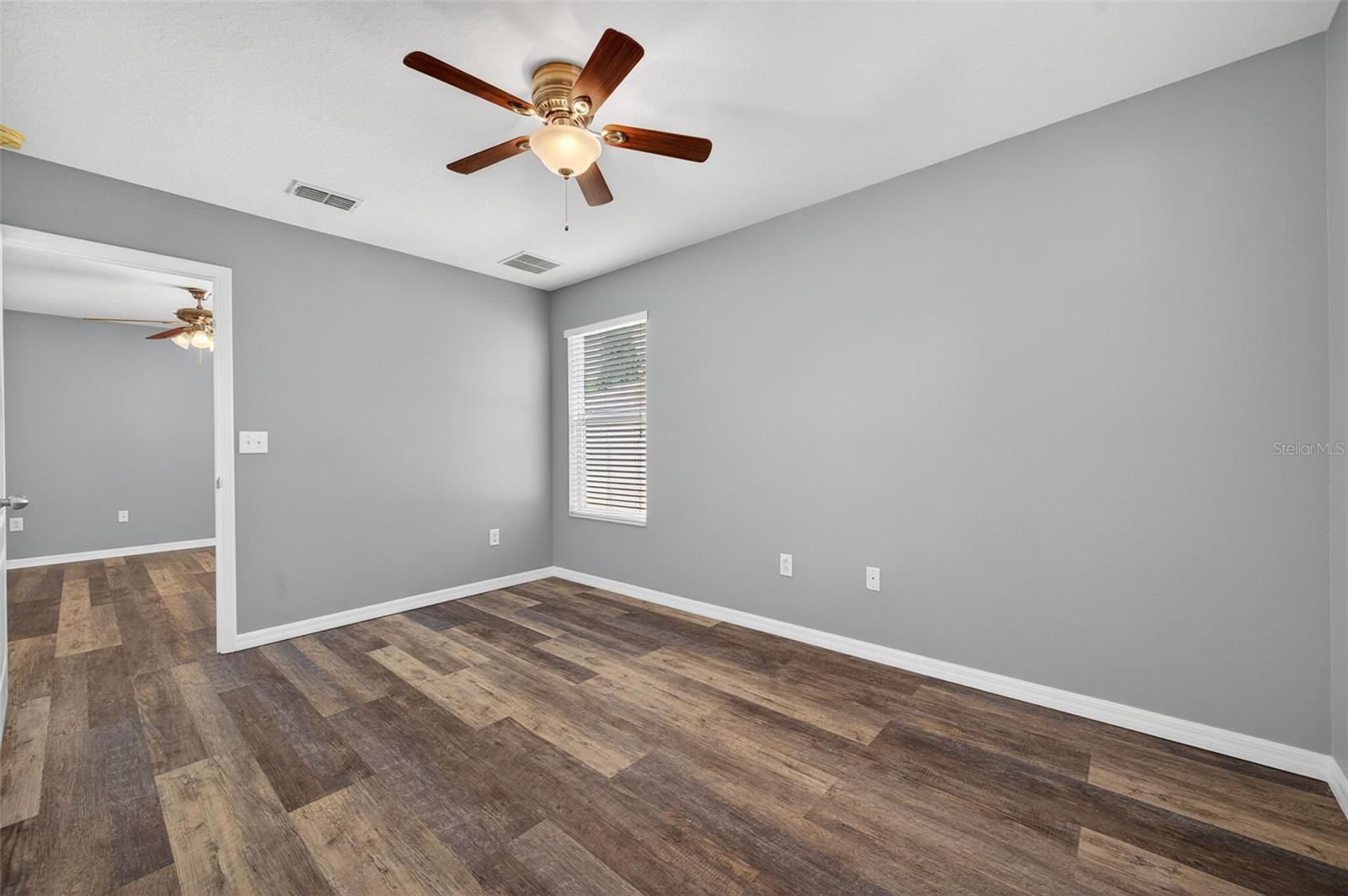 Image 50 of 75 For 12543 Chenwood Avenue
