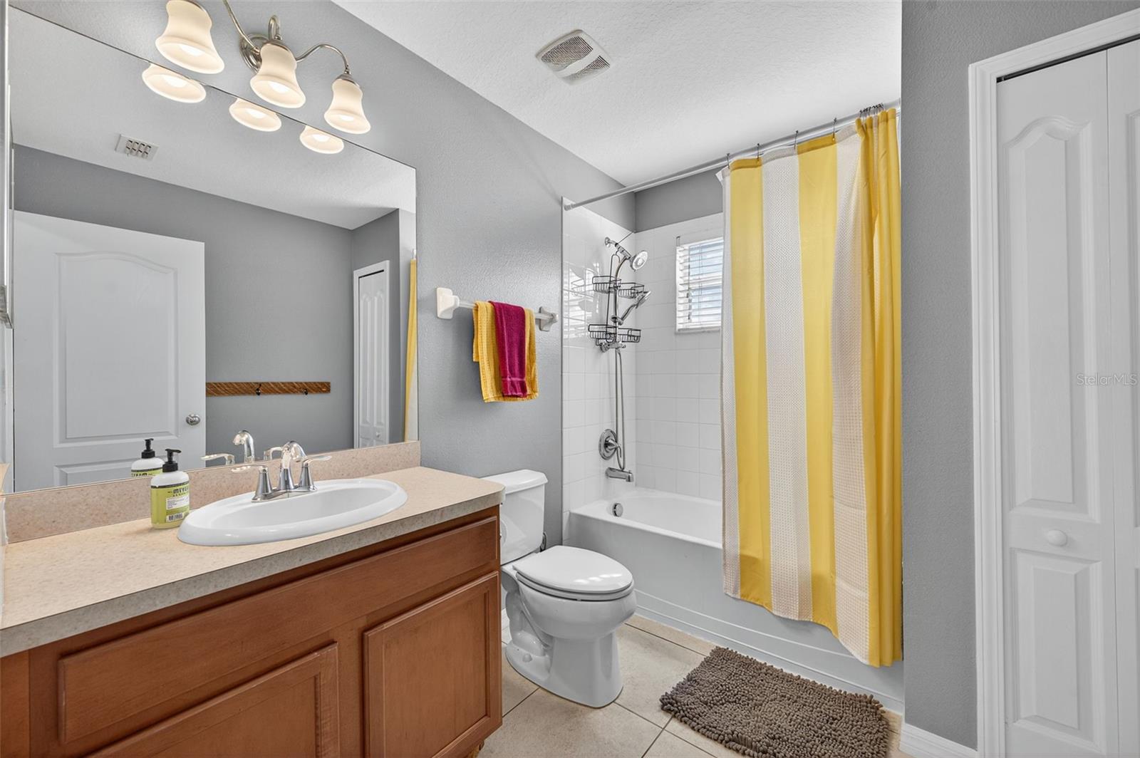 Image 56 of 75 For 12543 Chenwood Avenue