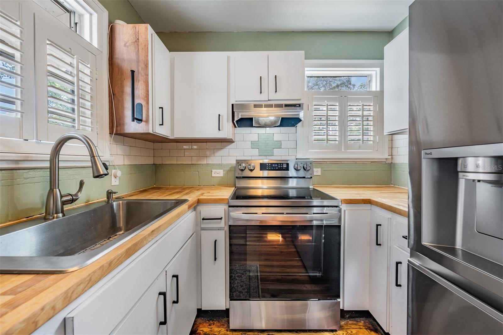 Image 11 of 32 For 5503 Seminole Avenue