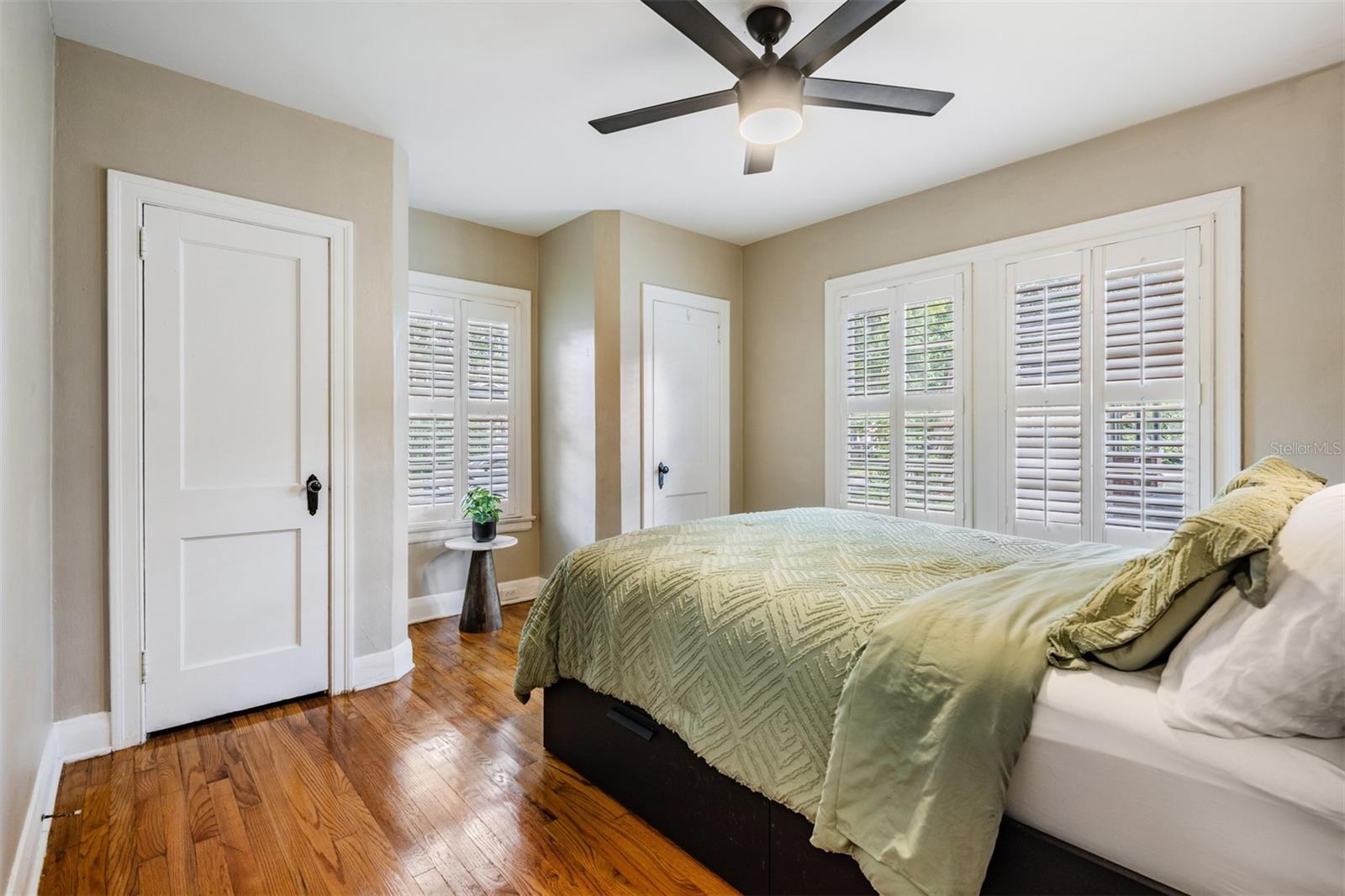 Image 14 of 32 For 5503 Seminole Avenue