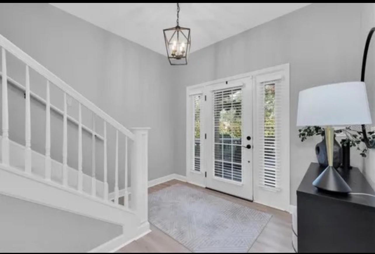 Image 12 of 21 For 6323 Vista Verde Drive E
