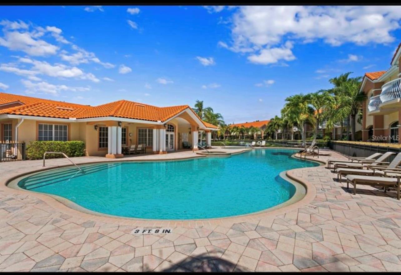 Image 16 of 21 For 6323 Vista Verde Drive E