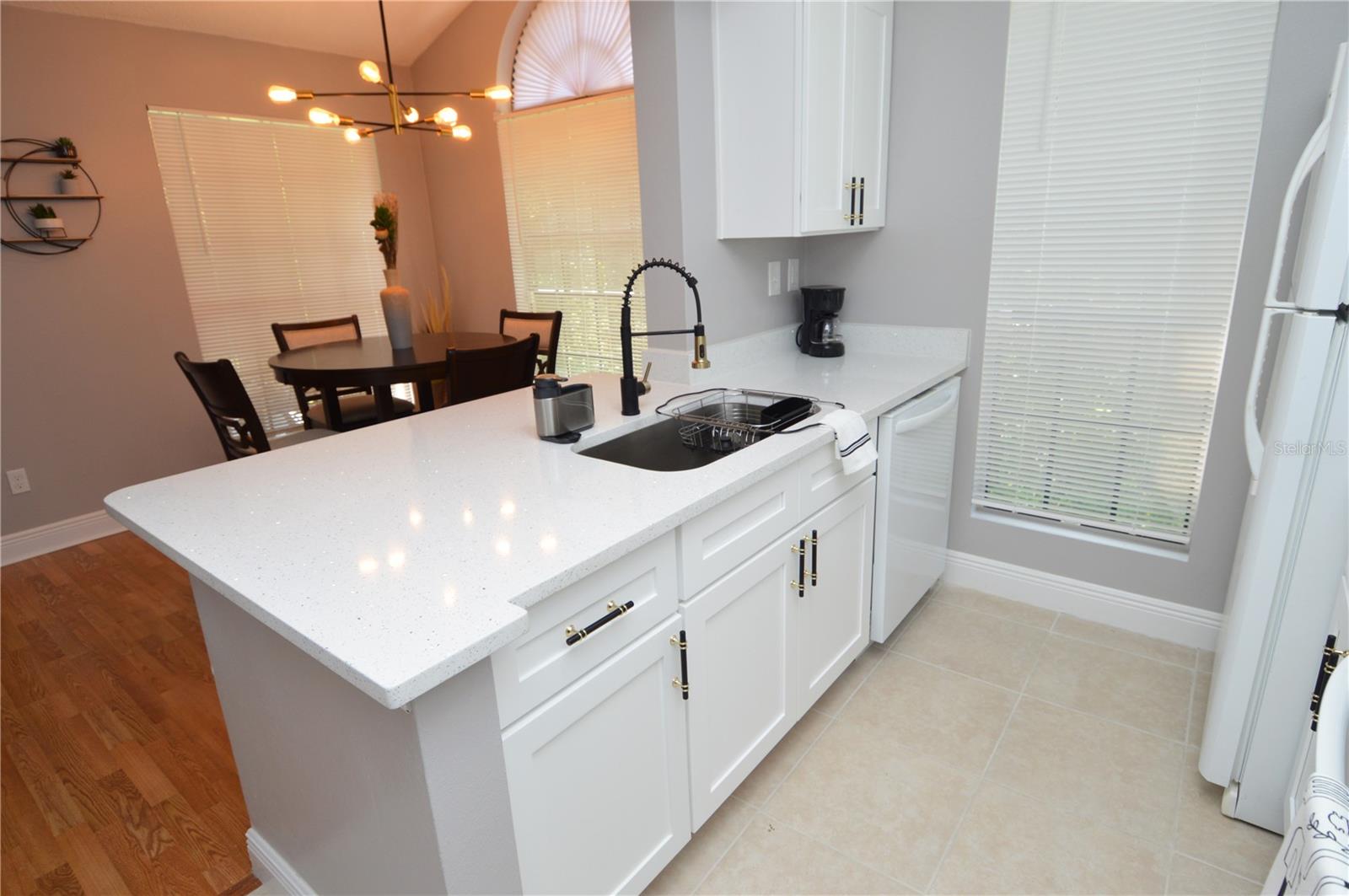 Image 10 of 100 For 8746 Mallard Reserve Drive 204