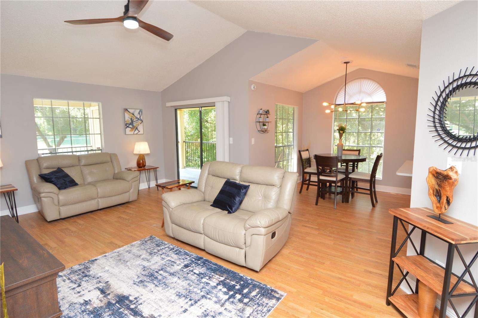 Image 16 of 100 For 8746 Mallard Reserve Drive 204