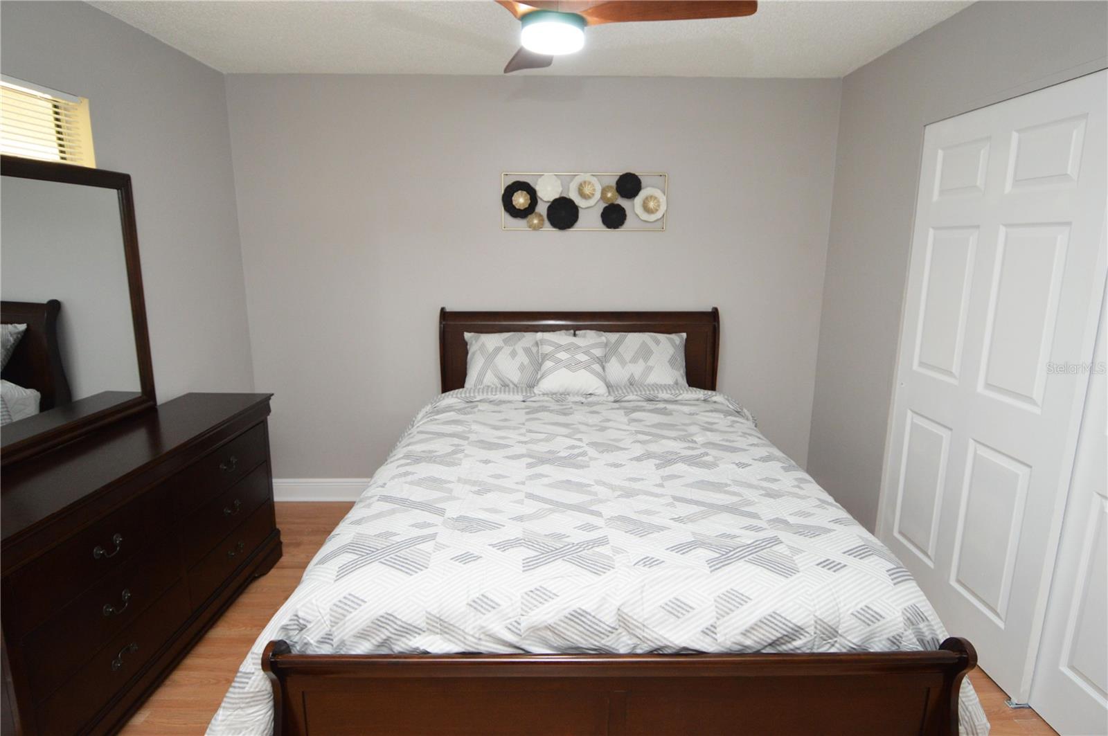 Image 42 of 100 For 8746 Mallard Reserve Drive 204