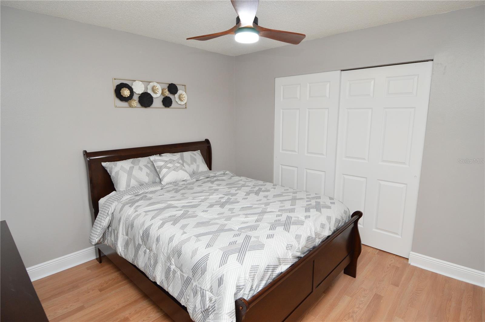 Image 43 of 100 For 8746 Mallard Reserve Drive 204