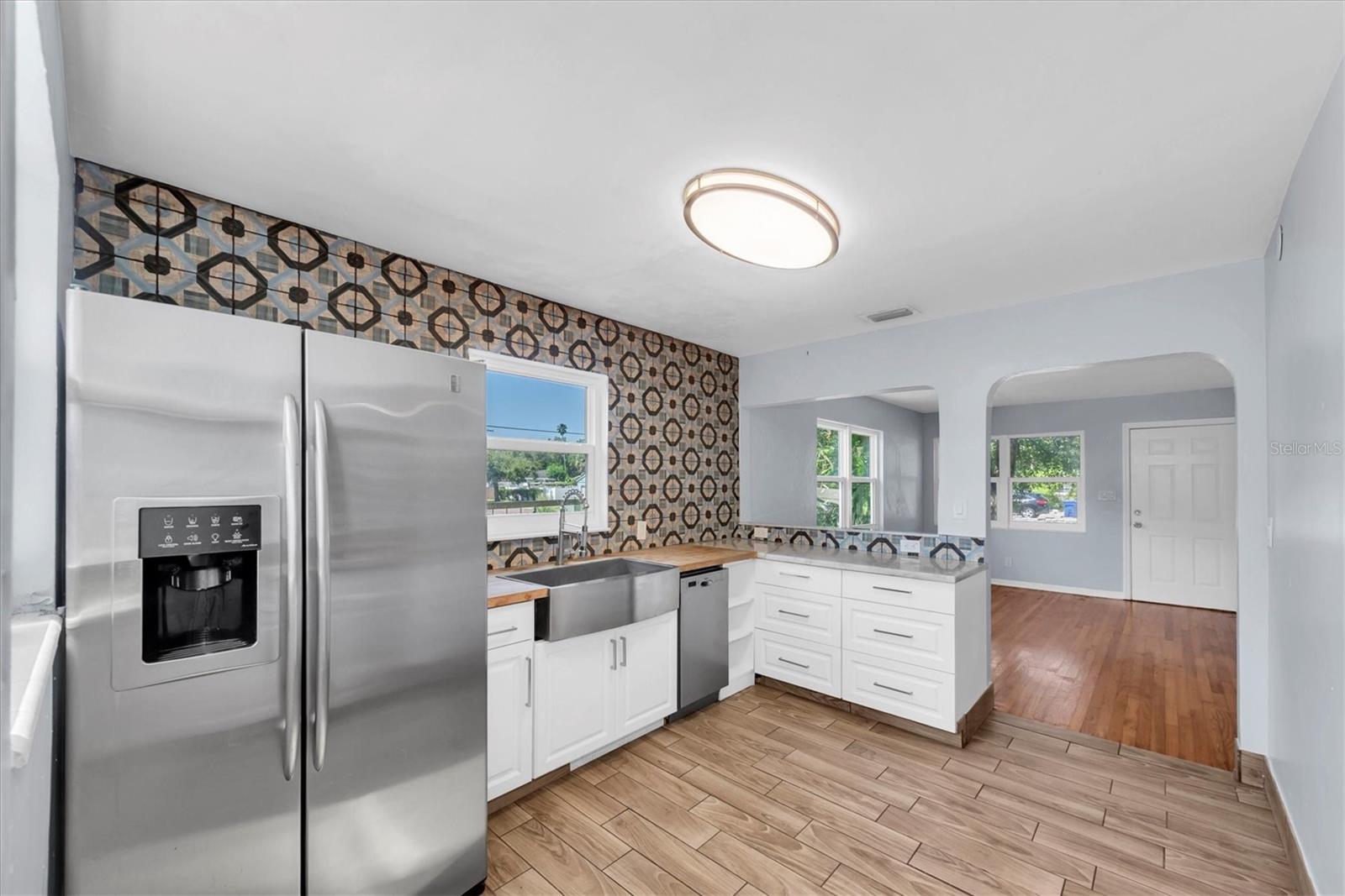 Image 11 of 29 For 1101 28th Street N