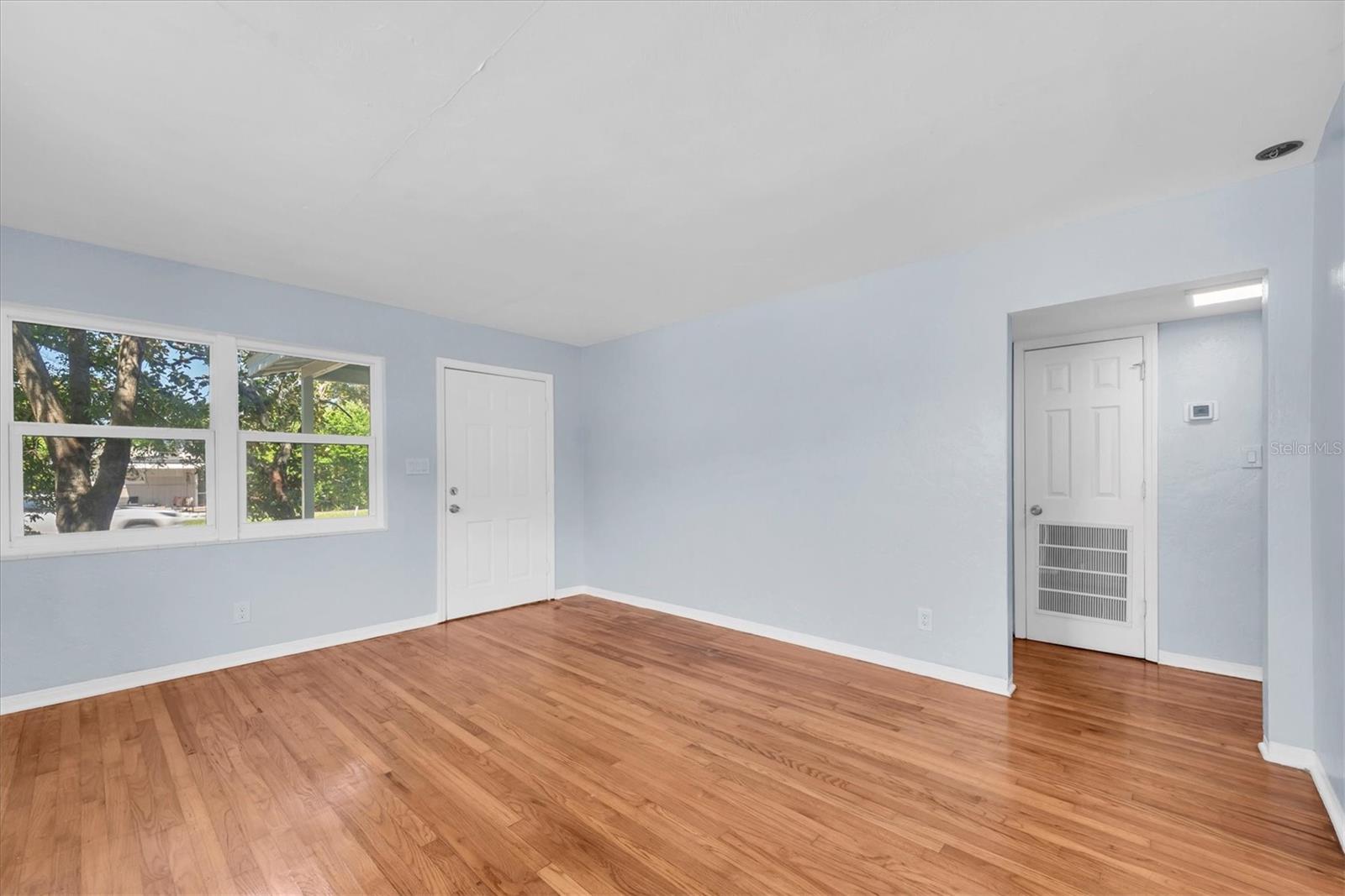 Image 5 of 29 For 1101 28th Street N