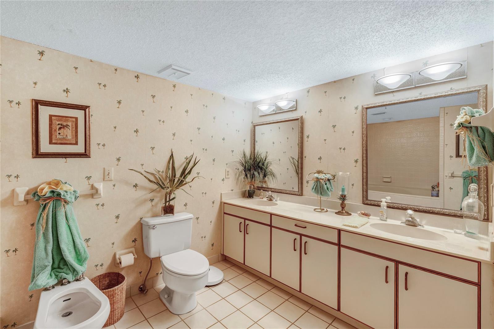 Image 25 of 42 For 1582 Gulf Boulevard 1506