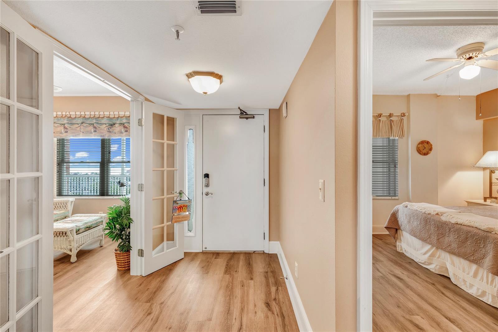 Image 32 of 42 For 1582 Gulf Boulevard 1506