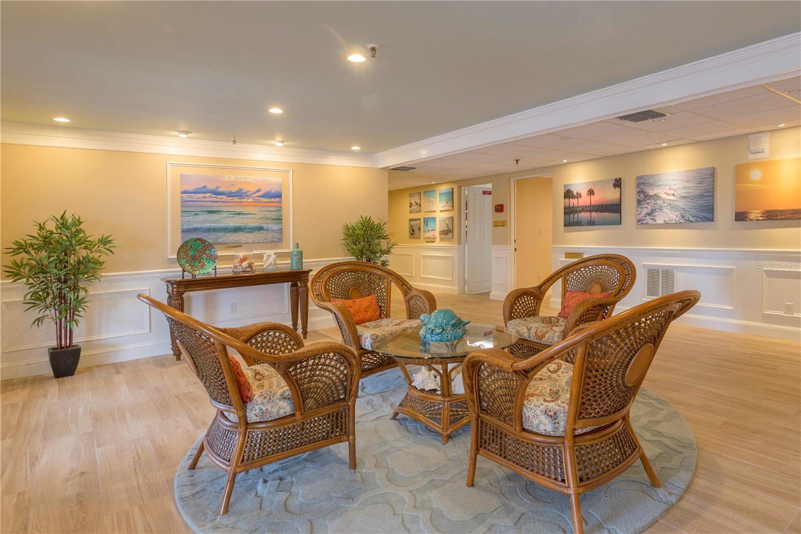 Image 36 of 42 For 1582 Gulf Boulevard 1506