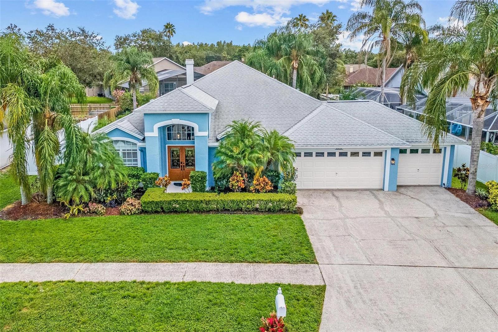 Listing photo id 42 for 10031 Colonnade Drive