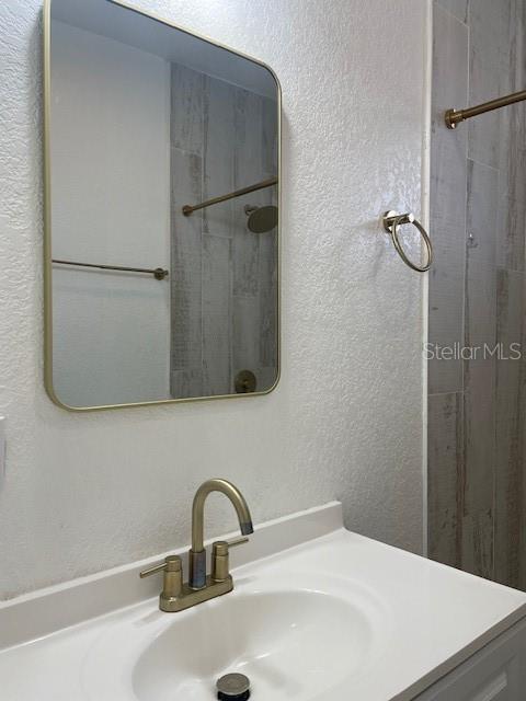 Image 11 of 16 For 610 Woodlawn Street