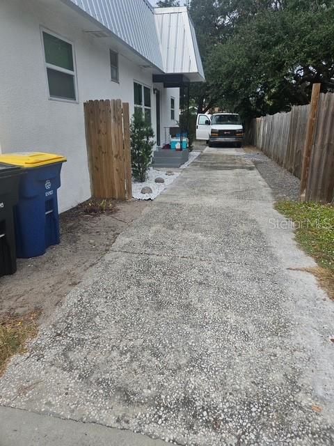 Image 5 of 6 For 610 Woodlawn Street