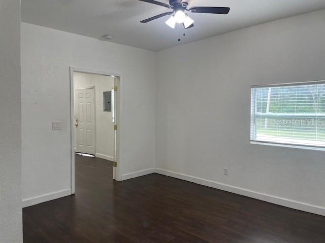 Image 9 of 16 For 610 Woodlawn Street