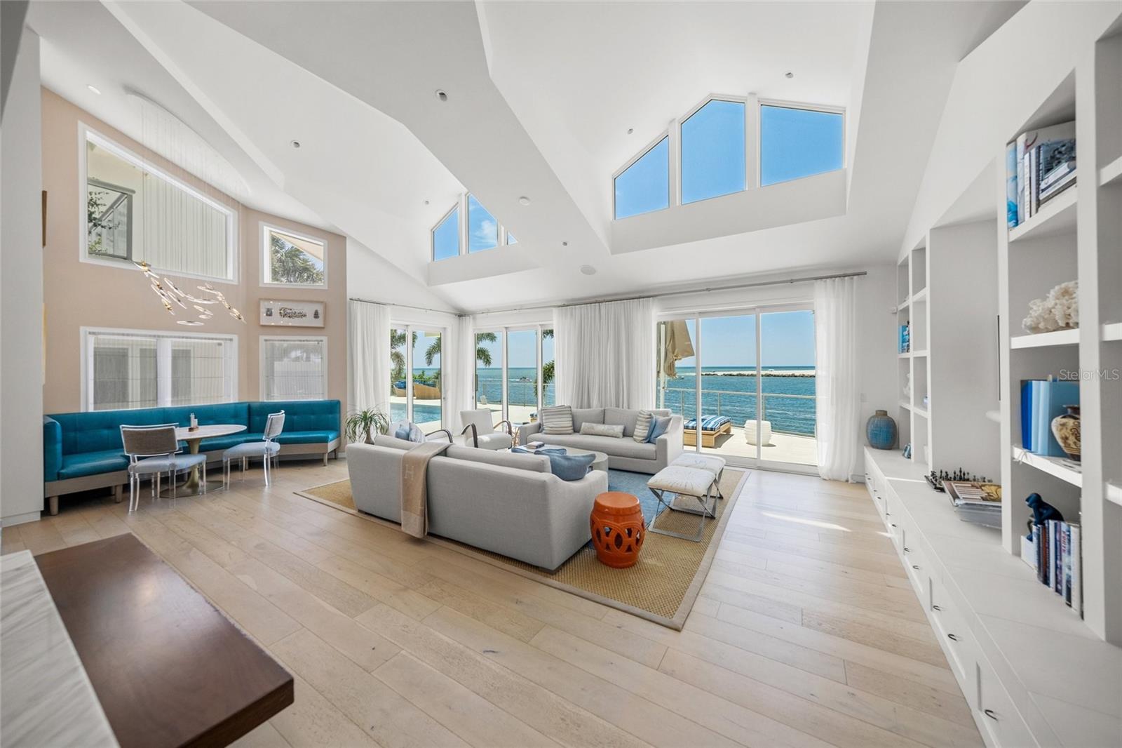 Image 17 of 92 For 1209 Westway Drive