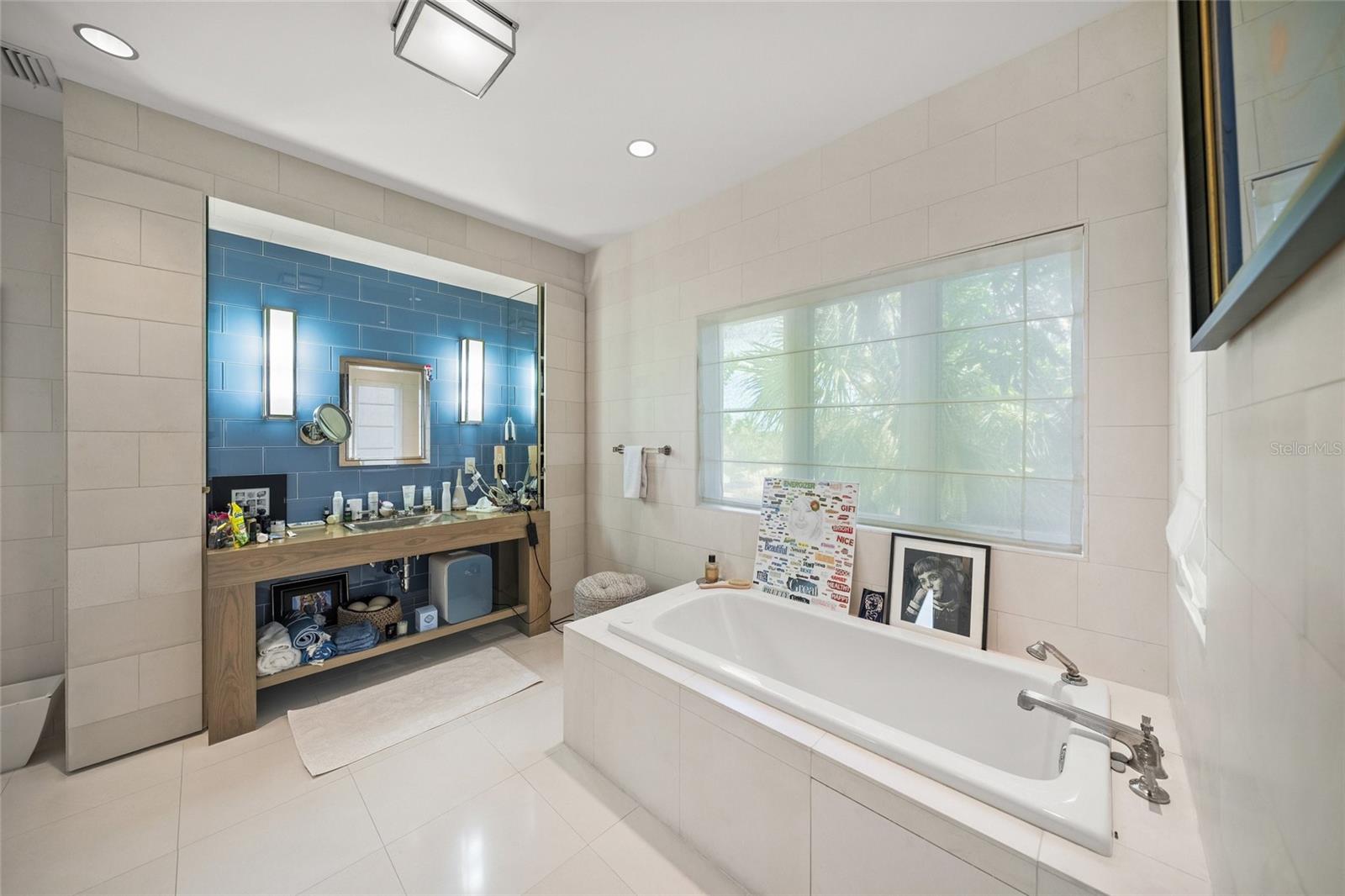 Image 32 of 92 For 1209 Westway Drive