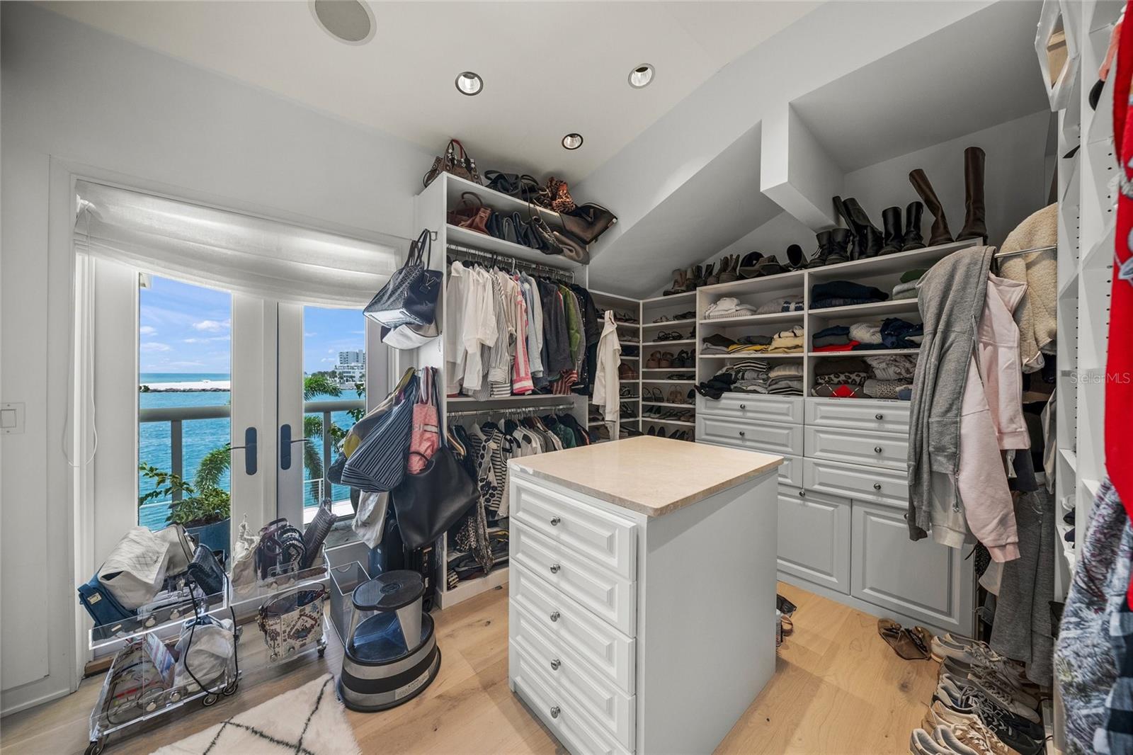 Image 35 of 92 For 1209 Westway Drive