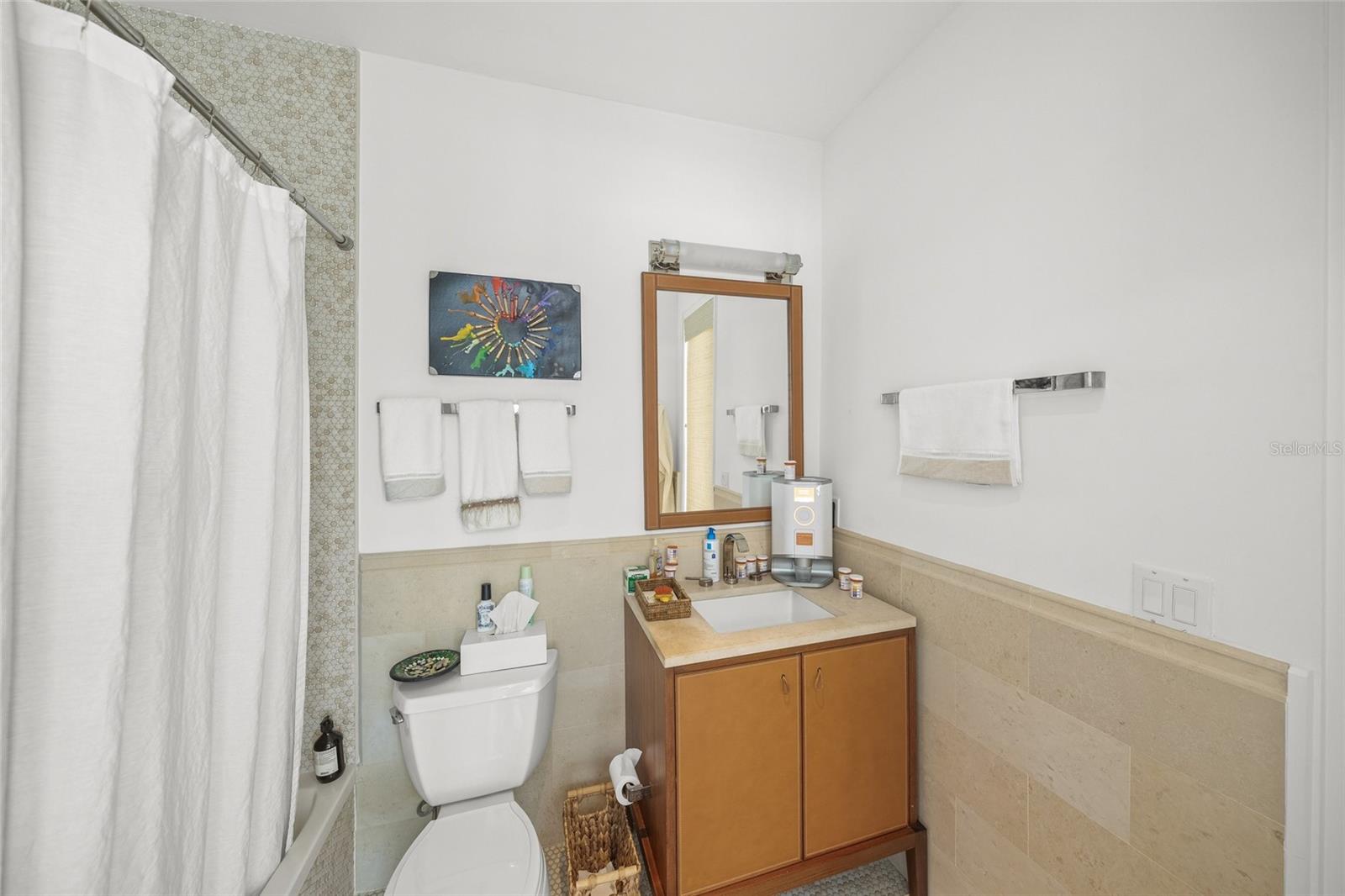 Image 37 of 92 For 1209 Westway Drive