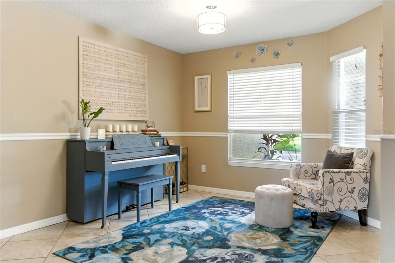 Image 7 of 54 For 9540 Pebble Glen Avenue