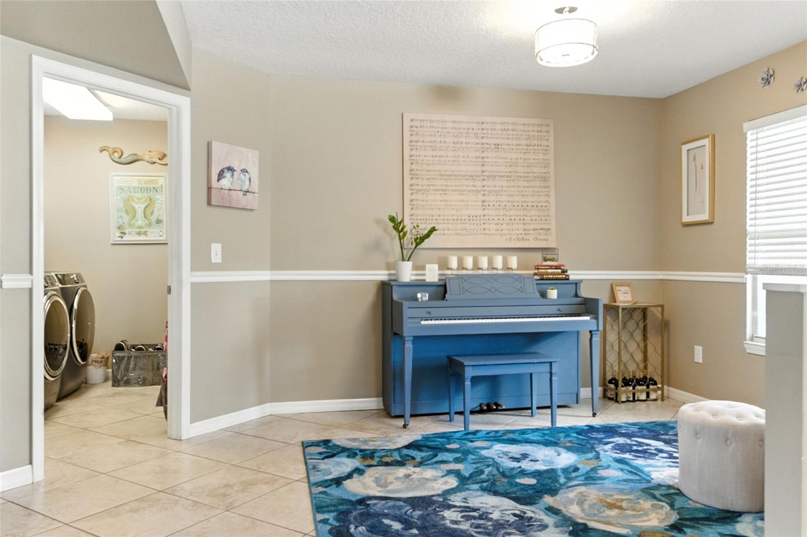 Image 8 of 54 For 9540 Pebble Glen Avenue