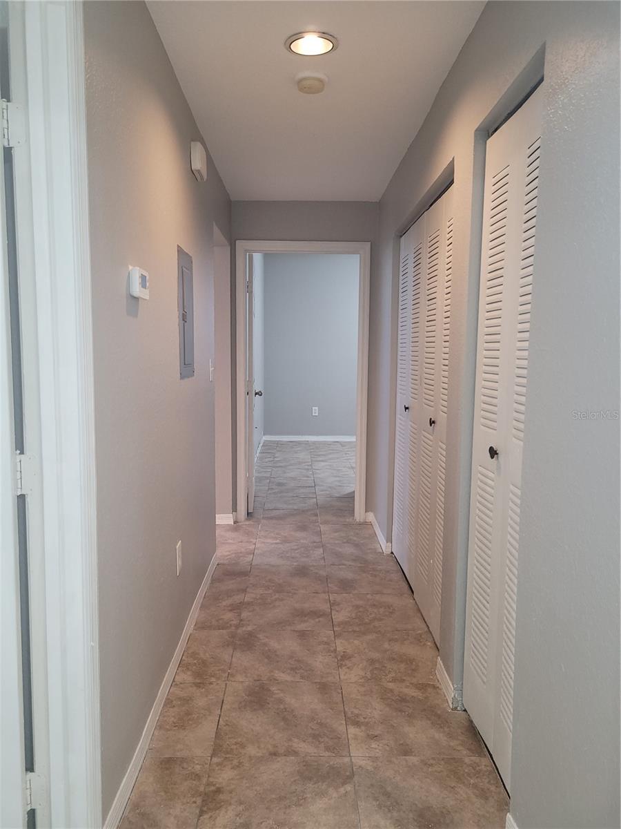 Image 11 of 17 For 9732 Lake Chase Island Way