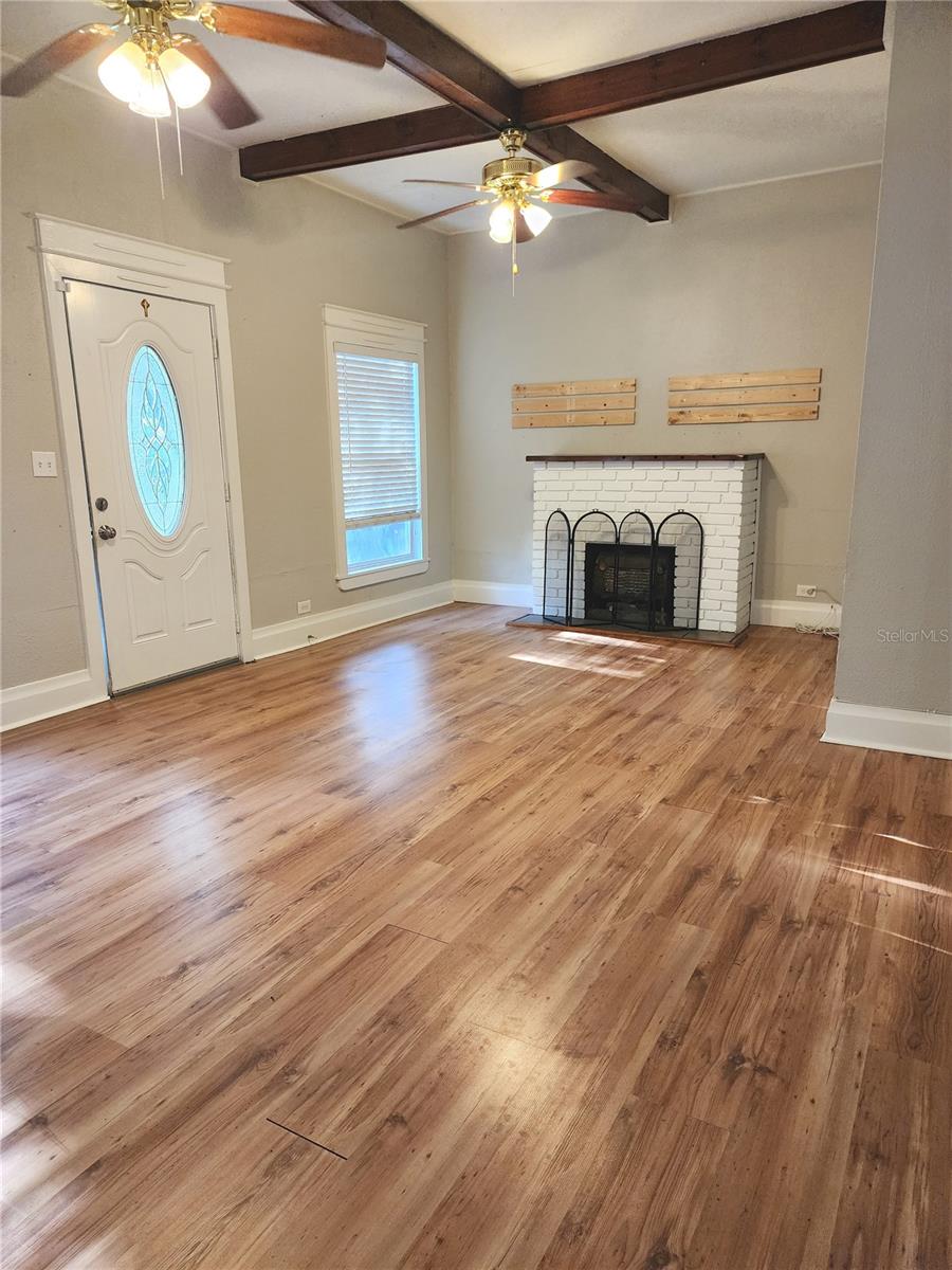 Image 3 of 16 For 8211 10th Street