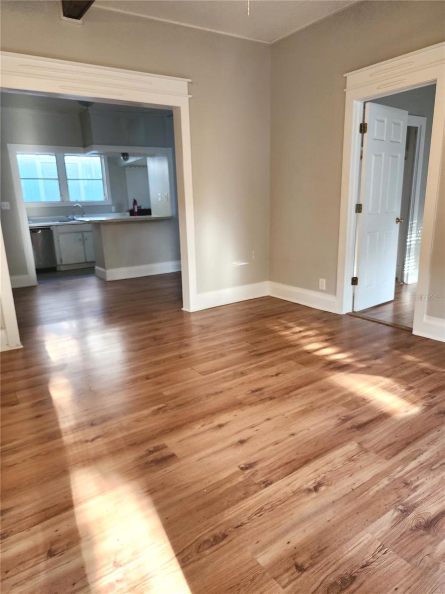 Image 5 of 16 For 8211 10th Street