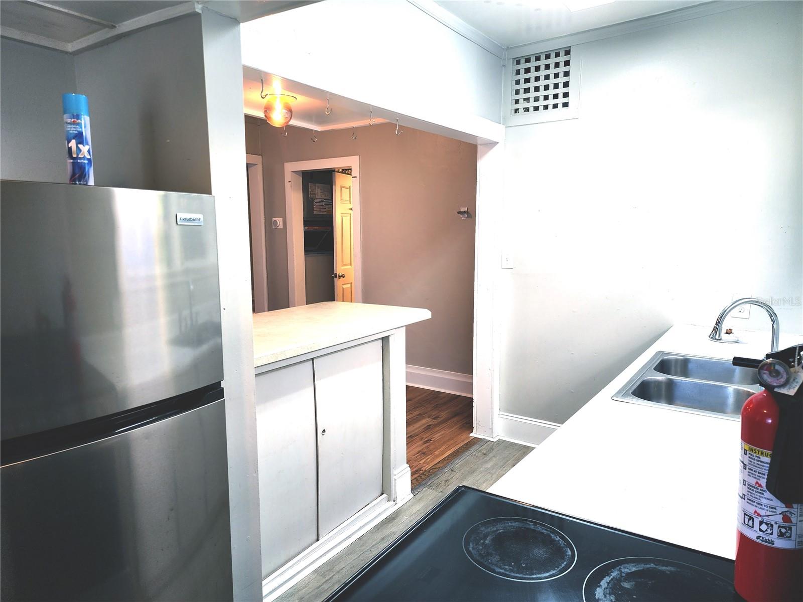 Image 6 of 16 For 8211 10th Street