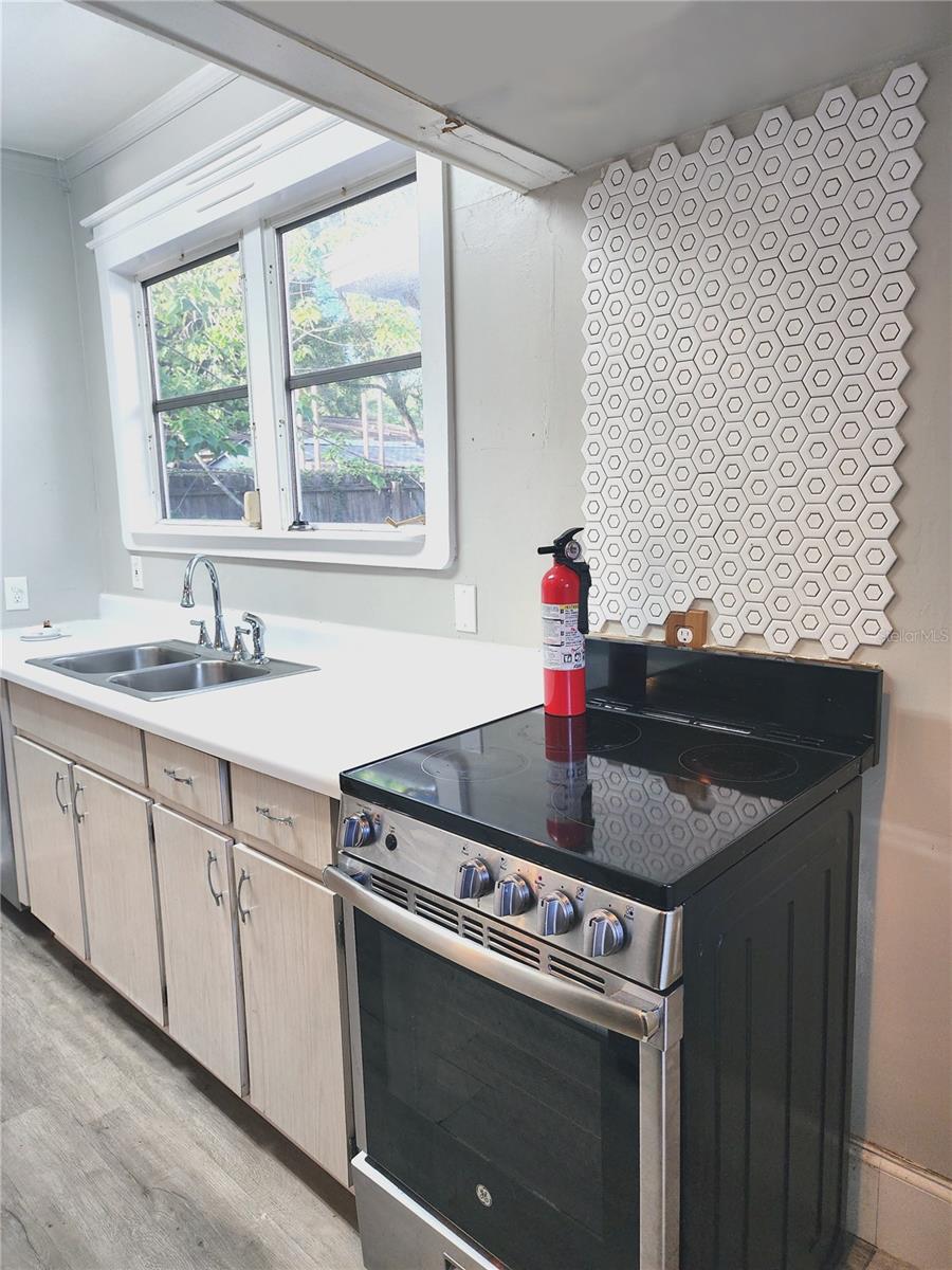 Image 8 of 16 For 8211 10th Street