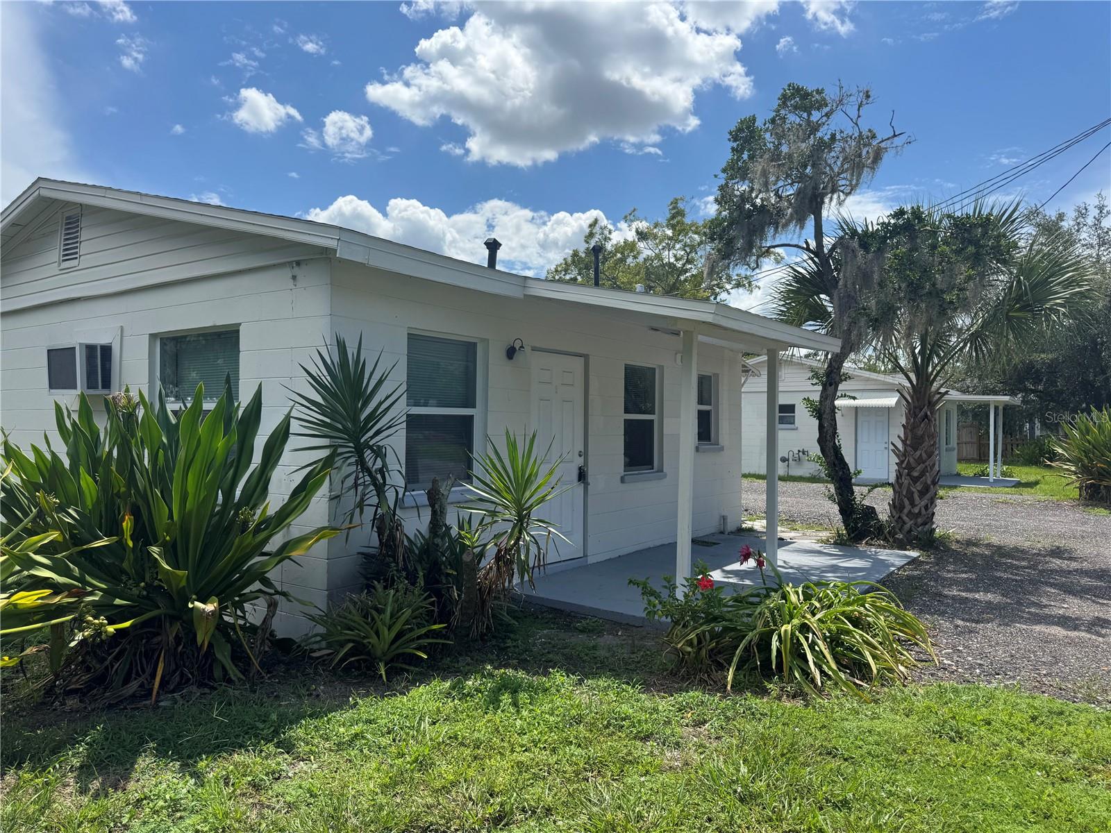 Image 2 of 11 For 809 Warren Street