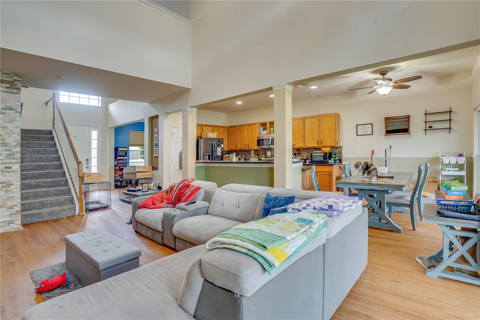 Image 18 of 59 For 14210 Wake Robin Drive