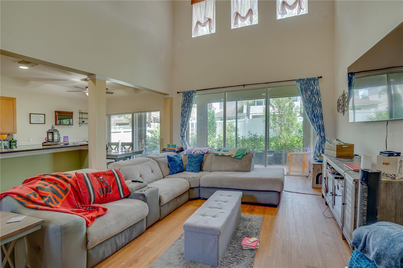 Image 9 of 59 For 14210 Wake Robin Drive