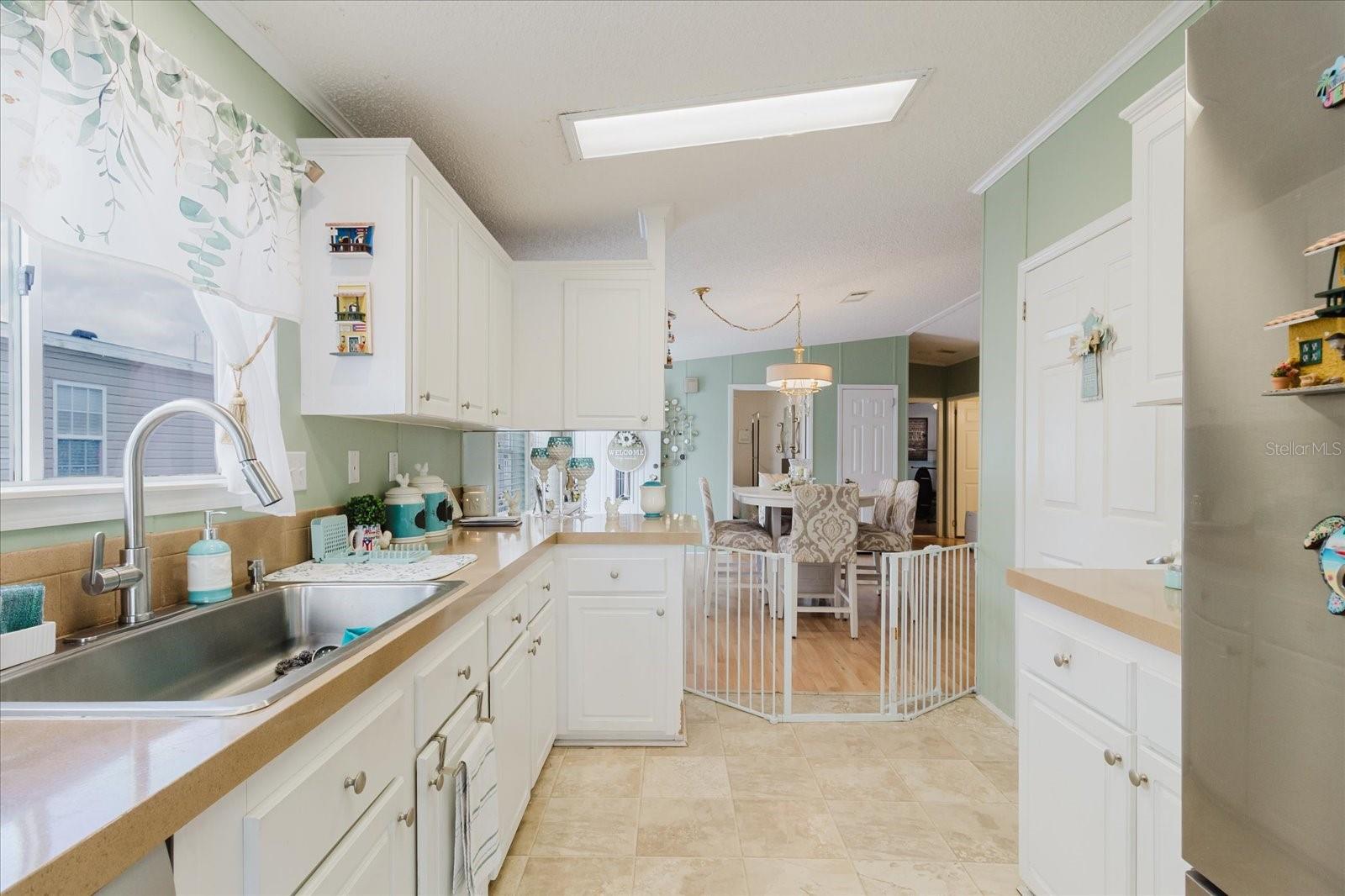 Image 15 of 94 For 8446 Fantasia Park Way