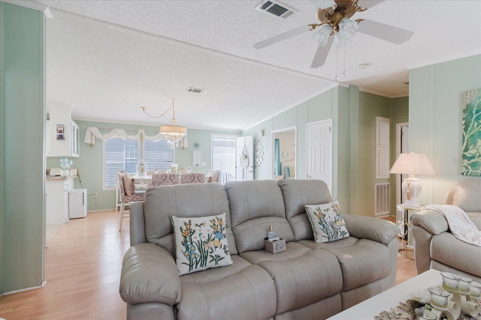 Image 25 of 94 For 8446 Fantasia Park Way