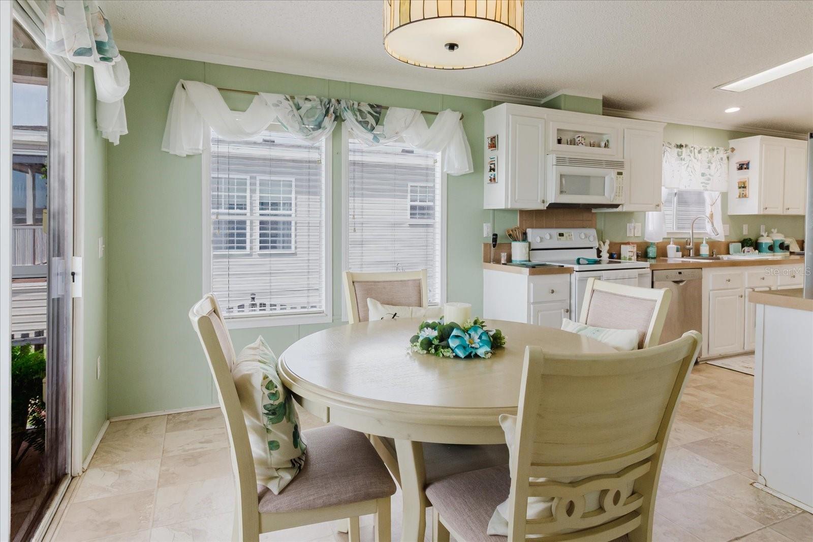 Image 31 of 94 For 8446 Fantasia Park Way