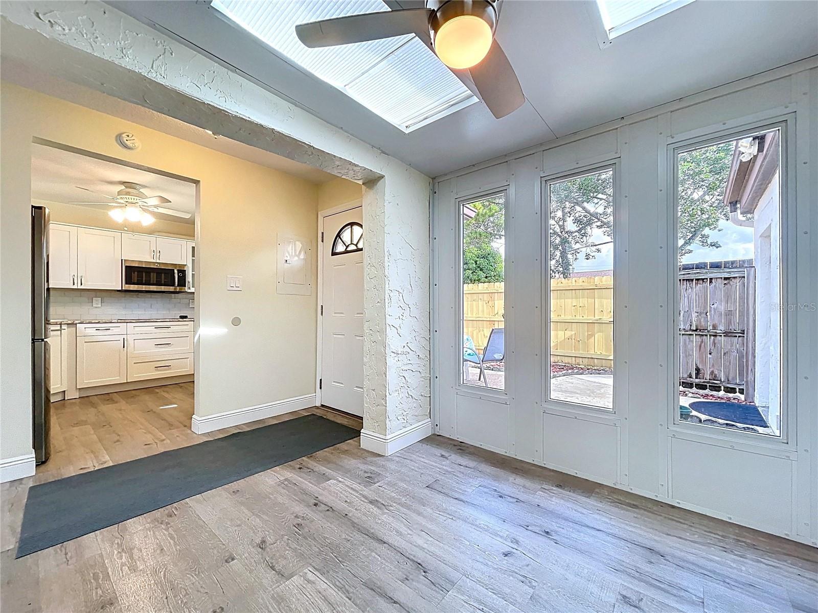 Image 10 of 47 For 1881 Hercules Avenue 801