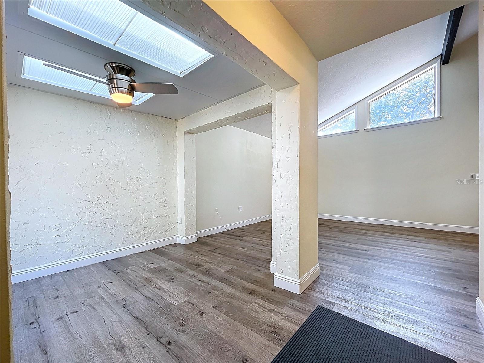 Image 18 of 47 For 1881 Hercules Avenue 801