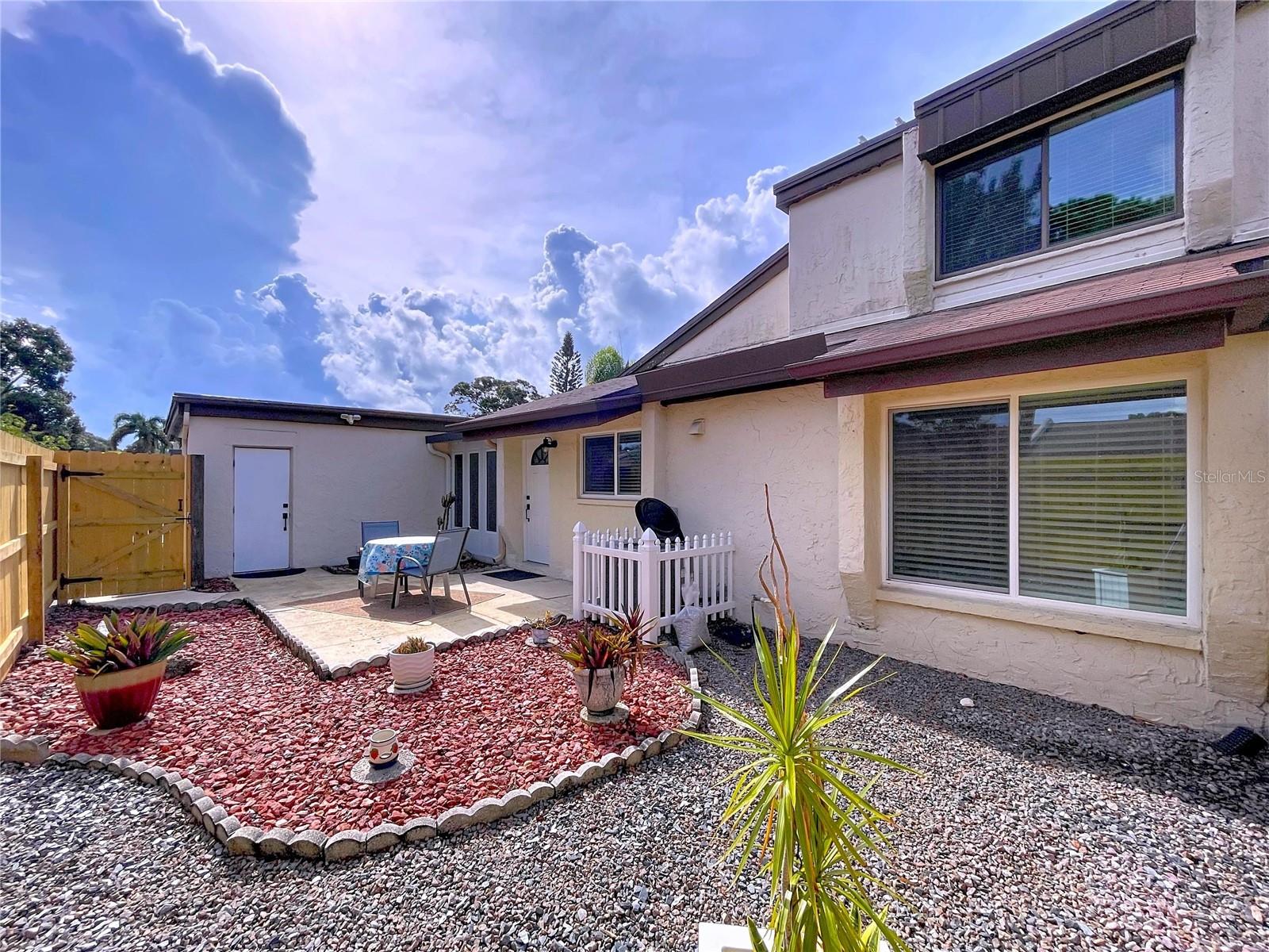 Image 6 of 47 For 1881 Hercules Avenue 801