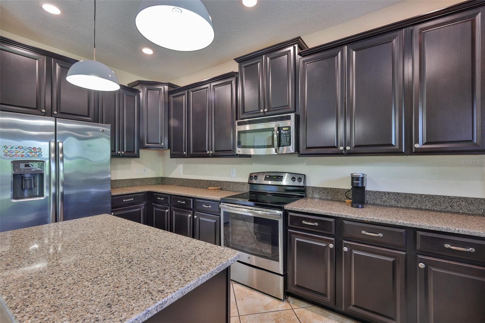 Image 23 of 70 For 10914 Whitecap Drive