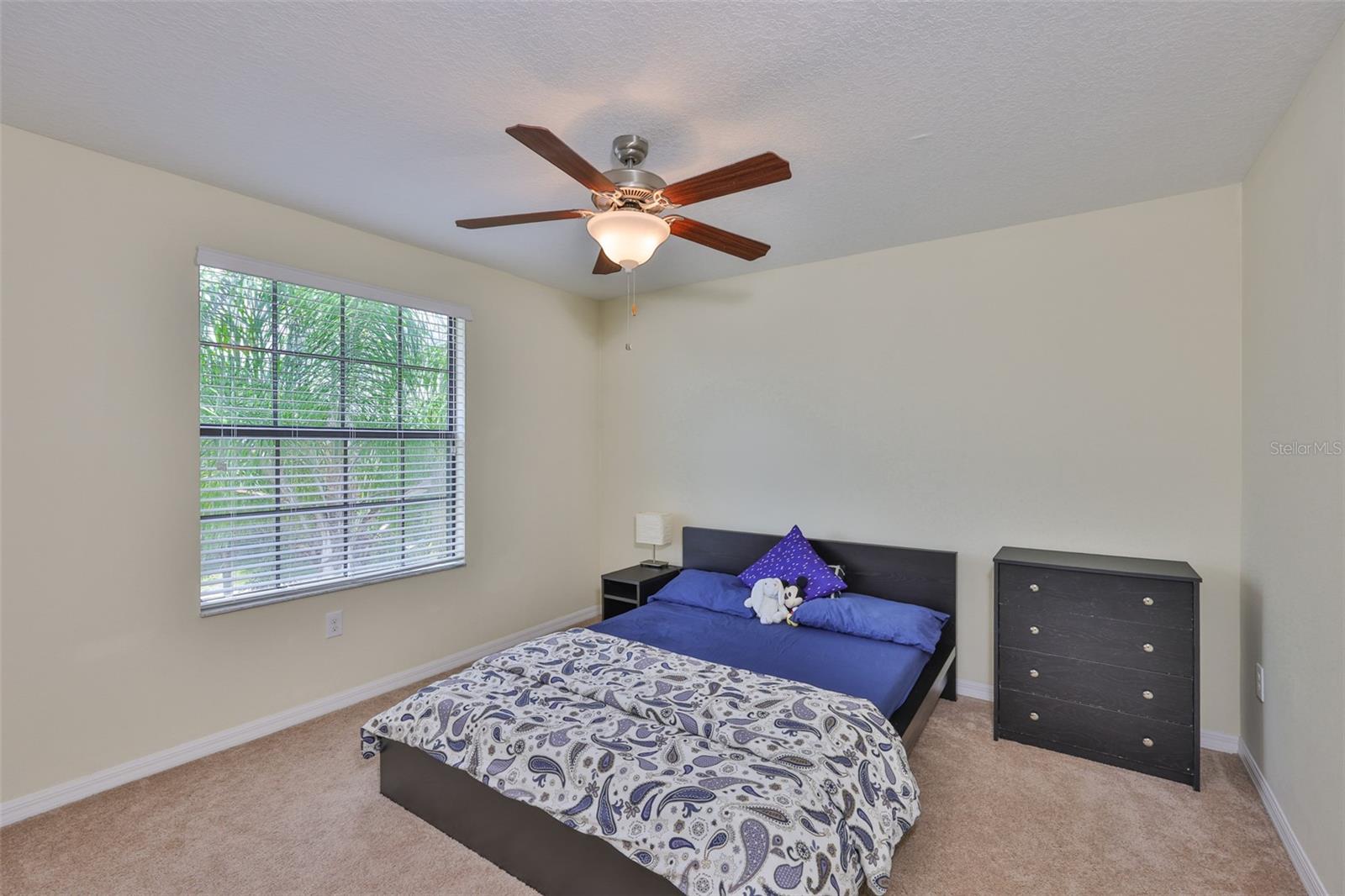 Image 40 of 70 For 10914 Whitecap Drive