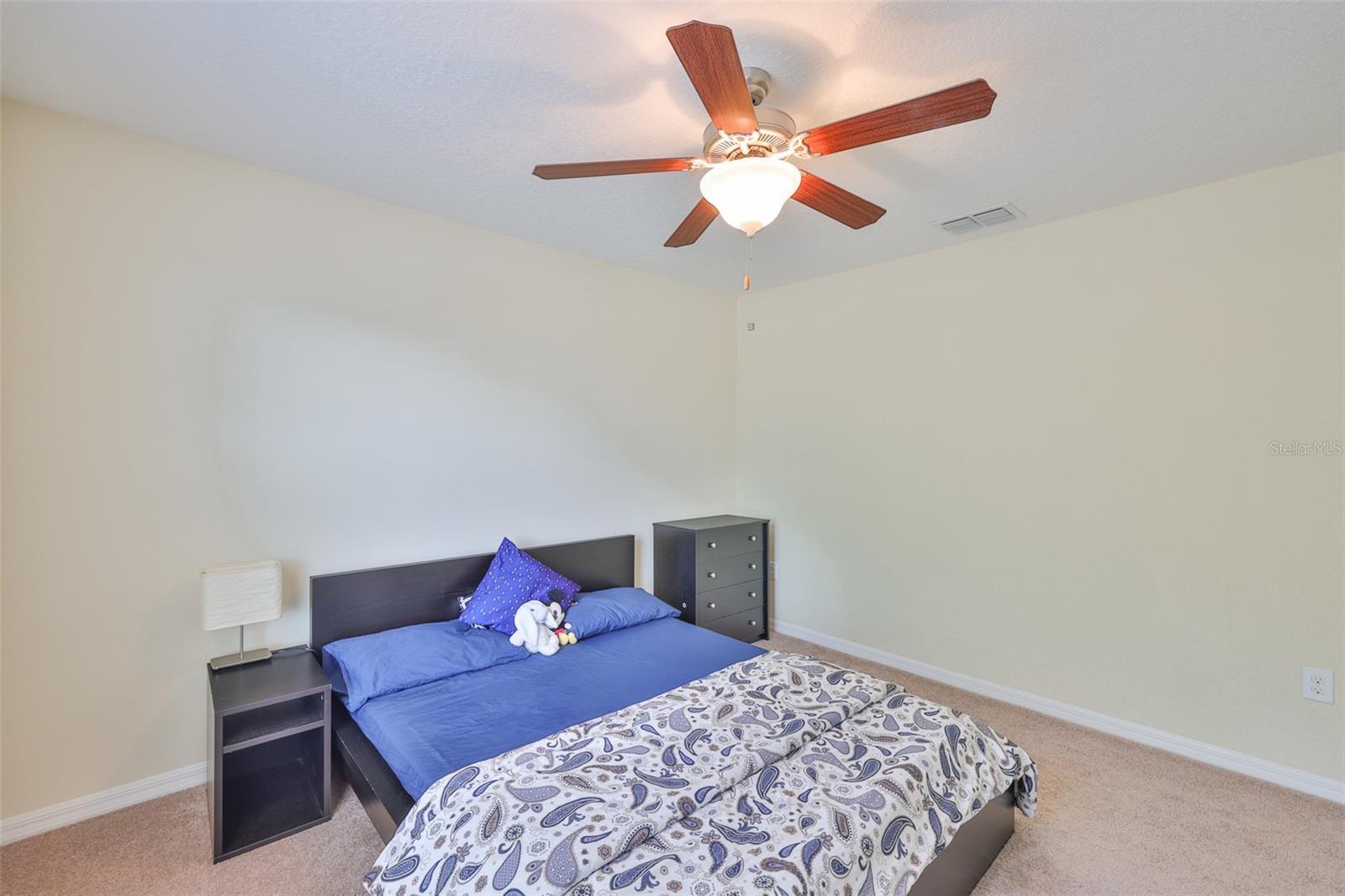 Image 41 of 70 For 10914 Whitecap Drive