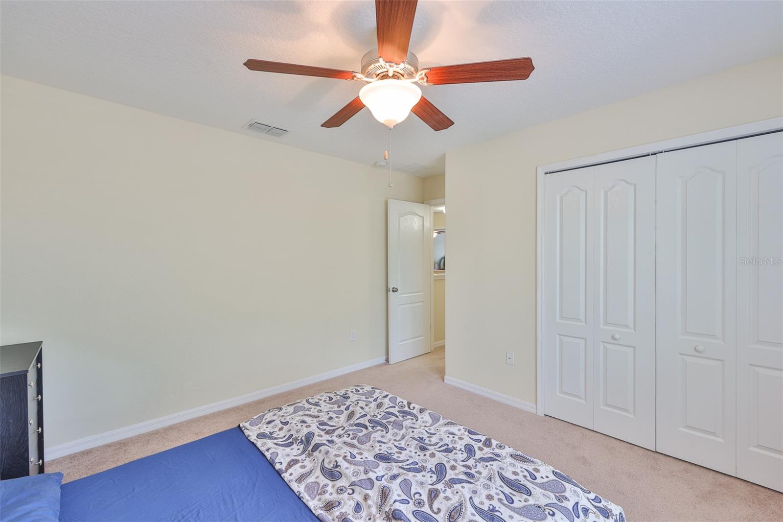 Image 42 of 70 For 10914 Whitecap Drive