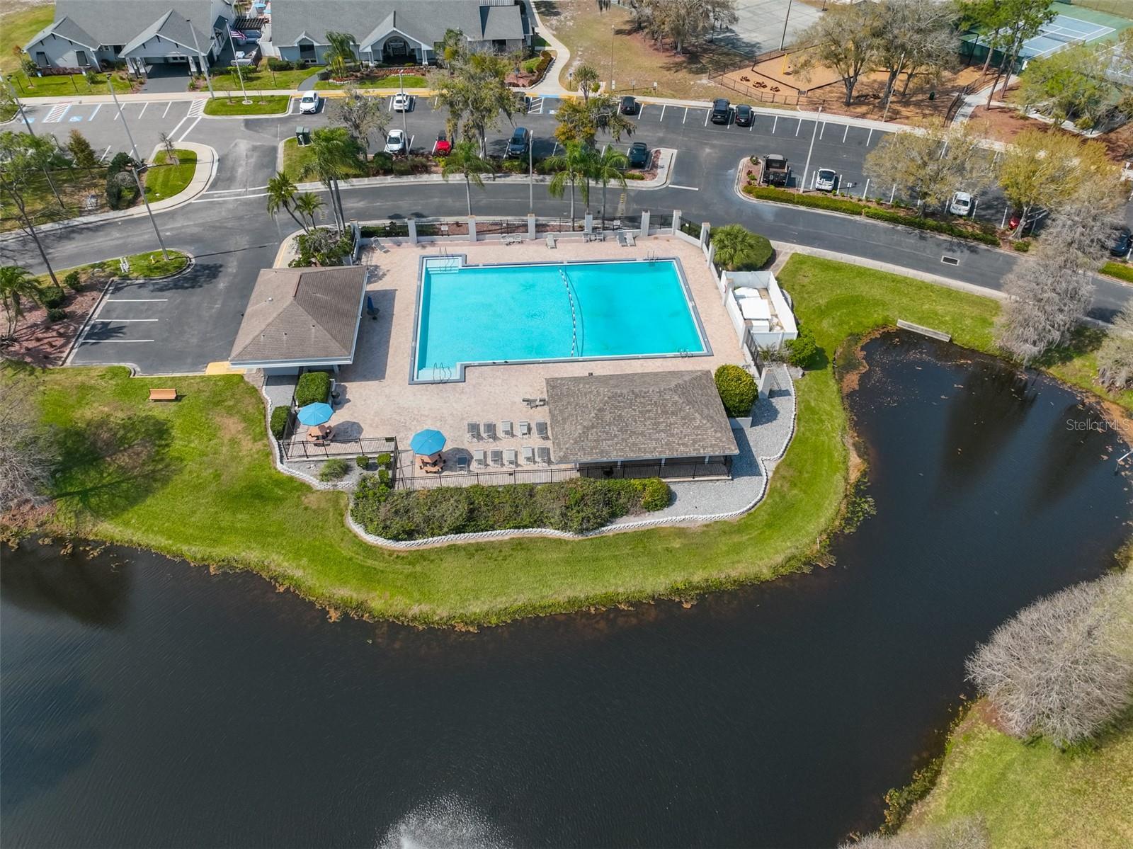Image 56 of 70 For 10914 Whitecap Drive