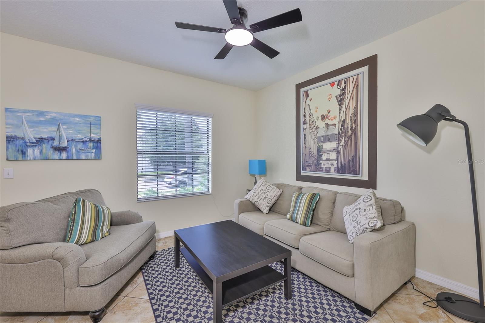 Image 9 of 70 For 10914 Whitecap Drive