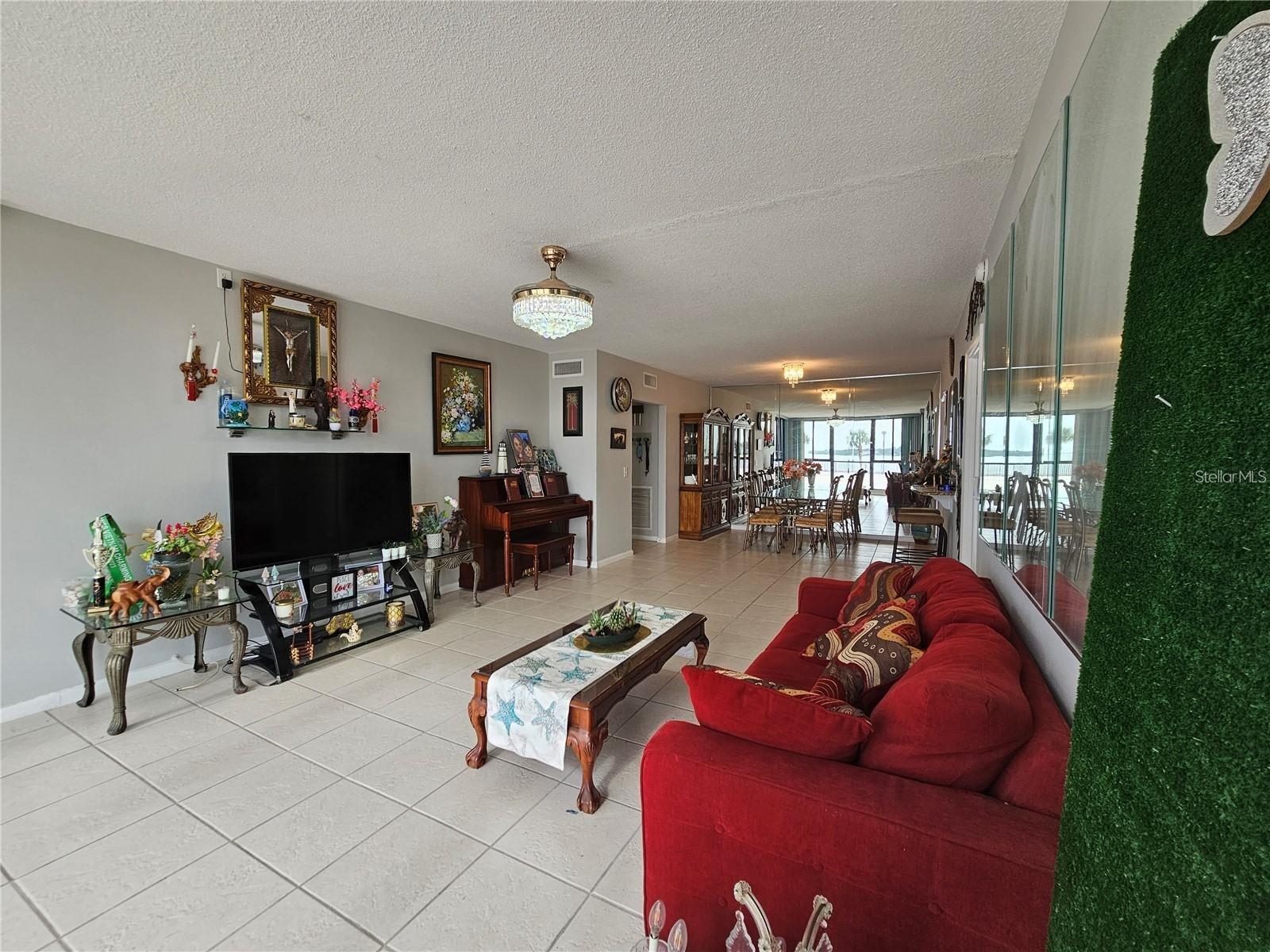 Image 10 of 30 For 7100 Sunshine Skyway Lane S 205