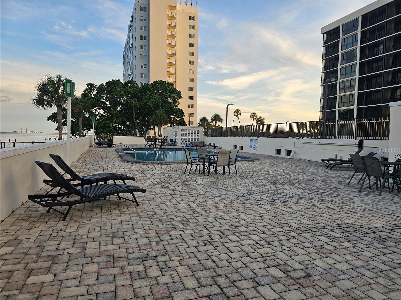 Image 27 of 30 For 7100 Sunshine Skyway Lane S 205