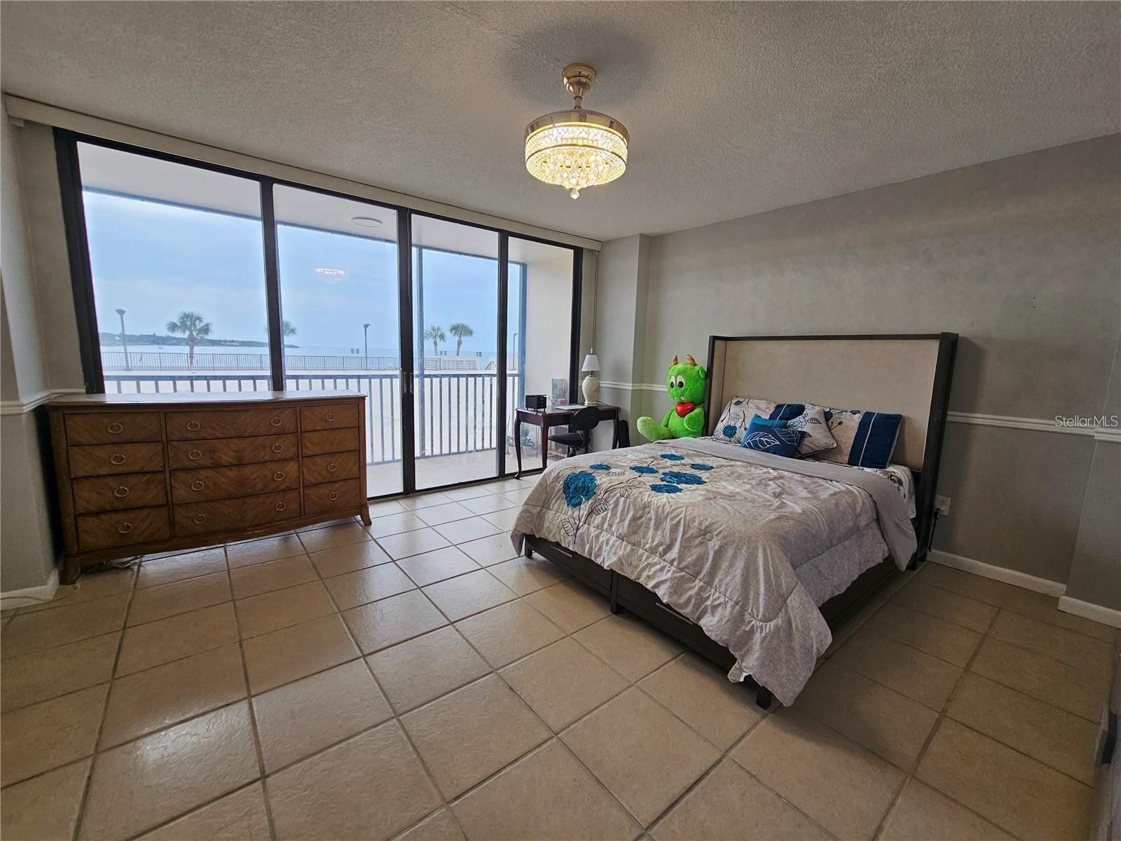 Image 9 of 30 For 7100 Sunshine Skyway Lane S 205