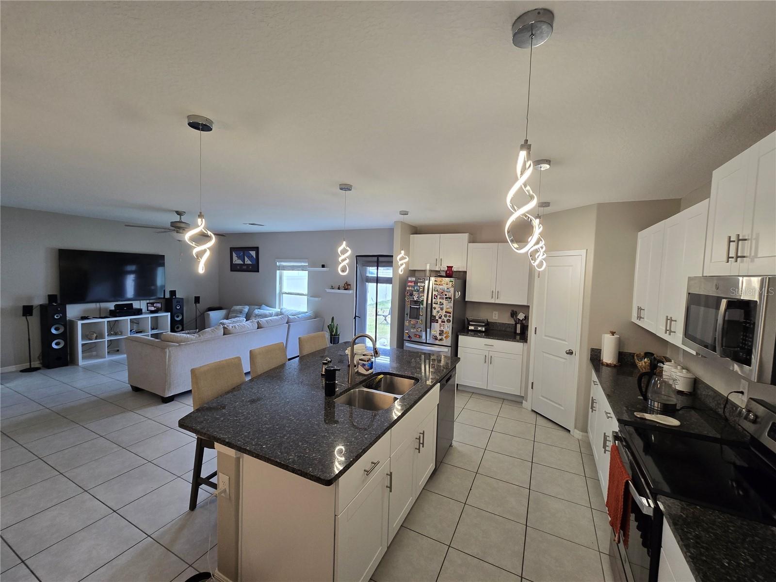 Image 8 of 26 For 15465 Miller Creek Drive
