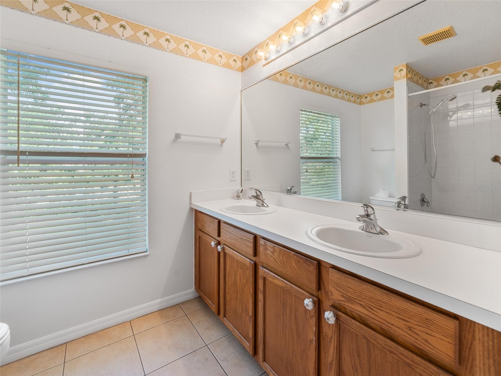 Image 21 of 44 For 8222 Haven Harbour Way